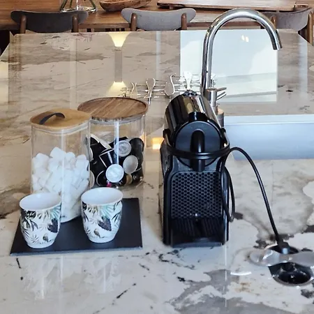 Maison De Famille Avec Jardin, Tennis, Pres Du Parc Asterix Et Golfs