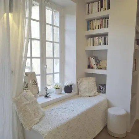 Maison De Famille Avec Jardin, Tennis, Pres Du Parc Asterix Et Golfs 别墅