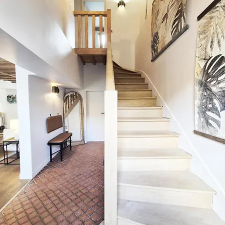 Maison De Famille Avec Jardin, Tennis, Pres Du Parc Asterix Et Golfs 别墅